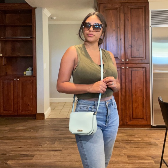 Kate Spade crossover bag - Picture 2 of 5